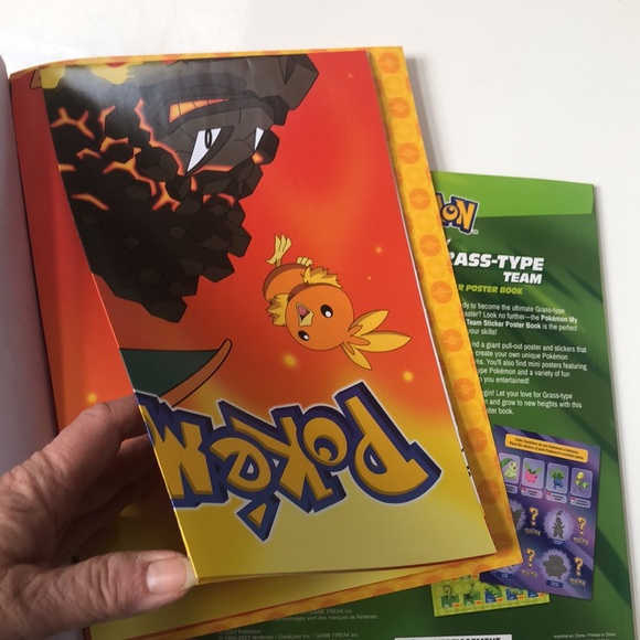 Set of 4 Pokémon Sticker Poster books - Picture 7 of 16